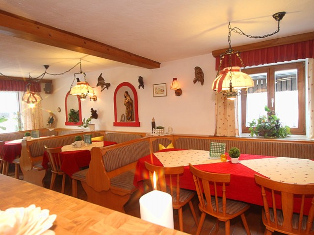 Ferienhaus Hintersee Zimmer & Ferienwohnungen